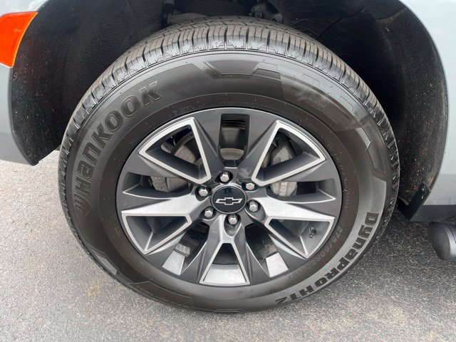 Used 2023 Chevrolet Suburban Z71 w/ Luxury Package AWD/4WD image 9