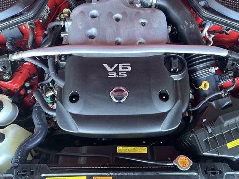 Used 2005 Nissan 350Z Touring image 35