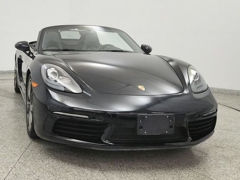 Used 2018 Porsche 718 Boxster S RWD image 8