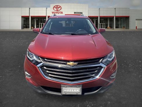 Used 2019 Chevrolet Equinox LT AWD/4WD image 2