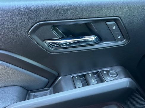 New 2026 Chevrolet Colorado LT w/ LT Convenience Package AWD/4WD image 11
