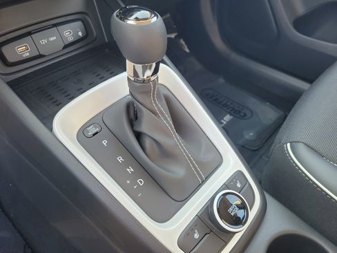 New 2026 Hyundai Venue SEL image 20