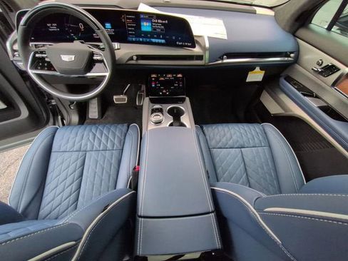 New 2026 Cadillac Vistiq Premium Luxury image 21