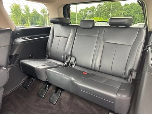 Used 2023 Ford Expedition XLT RWD image 12