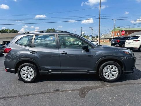 Used 2024 Subaru Forester AWD/4WD image 9