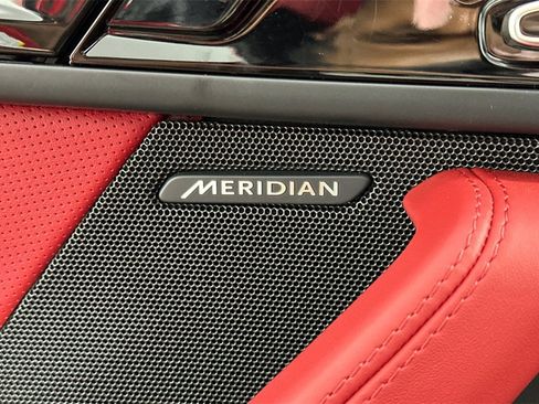 Used 2022 Jaguar F-TYPE Coupe image 17