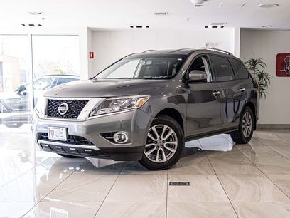 Used 2016 Nissan Pathfinder SV