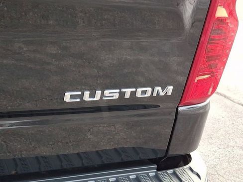Used 2022 Chevrolet Silverado 1500 Custom image 31