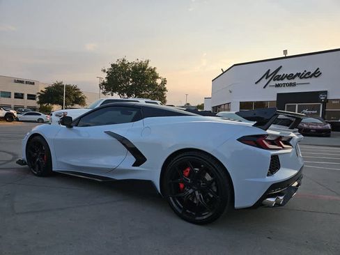 Used 2021 Chevrolet Corvette Stingray Premium Conv w/ Z51 Performance Package RWD image 5