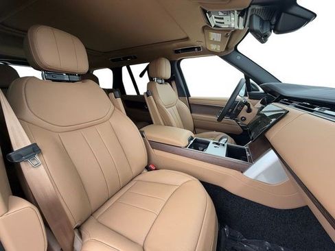 New 2026 Land Rover Range Rover SE AWD/4WD image 16