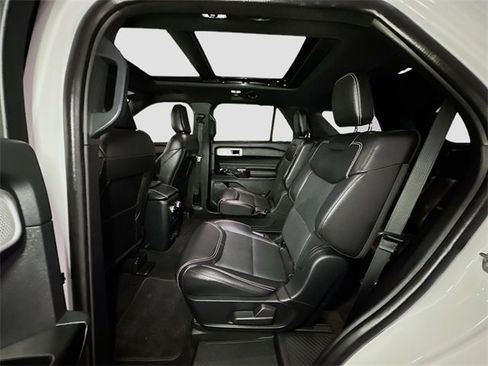 Certified 2022 Ford Explorer ST w/ Equipment Group 401A image 33