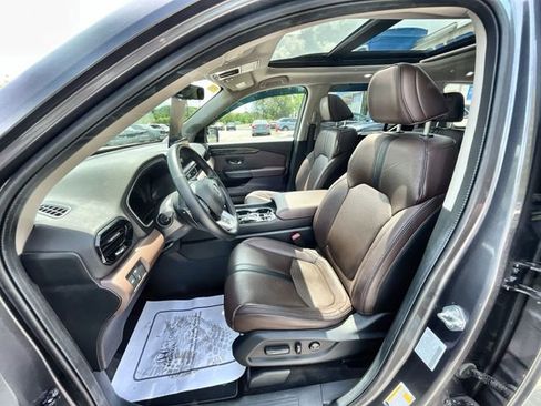 Used 2024 Honda Pilot Elite image 15