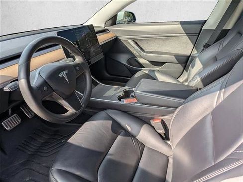 Used 2020 Tesla Model 3 Standard Range Plus image 17