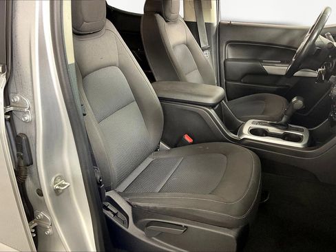 Used 2016 Chevrolet Colorado LT w/ LT Convenience Package image 30