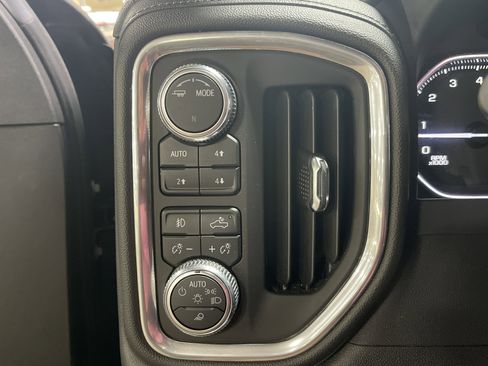 Used 2021 GMC Sierra 1500 SLT image 20