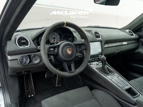 Used 2025 Porsche 718 Cayman GT4 RS w/ Weissach Package RWD image 14