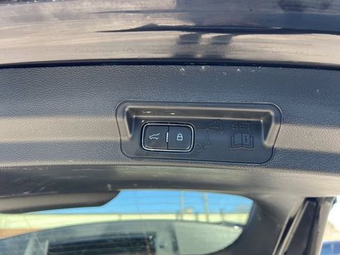 Used 2023 Ford Explorer ST AWD/4WD image 16