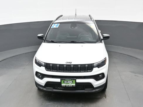 Used 2024 Jeep Compass Latitude w/ Convenience Group image 40