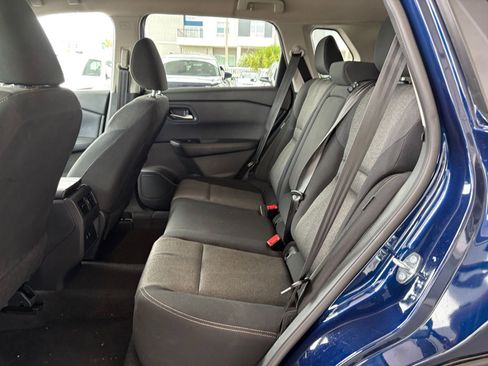 Used 2025 Nissan Rogue SV FWD image 28