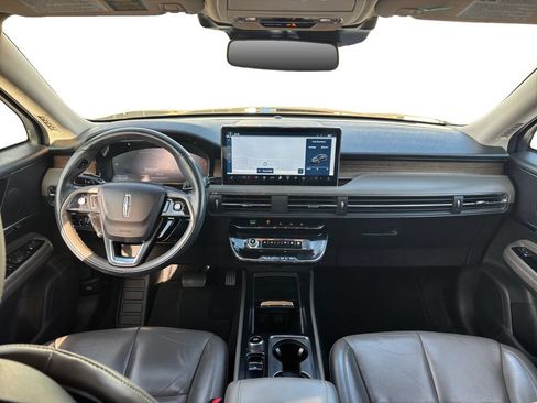 Certified 2023 Lincoln Corsair Reserve FWD image 17