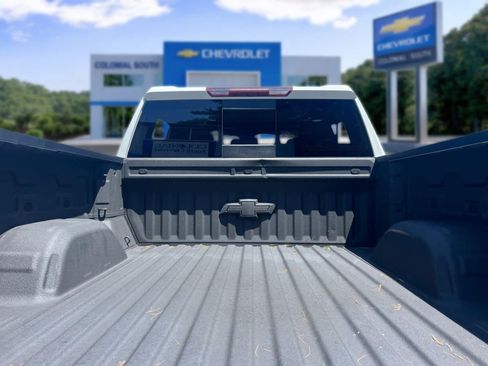 Certified 2021 Chevrolet Silverado 1500 LT Trail Boss w/ Convenience Package II AWD/4WD image 35