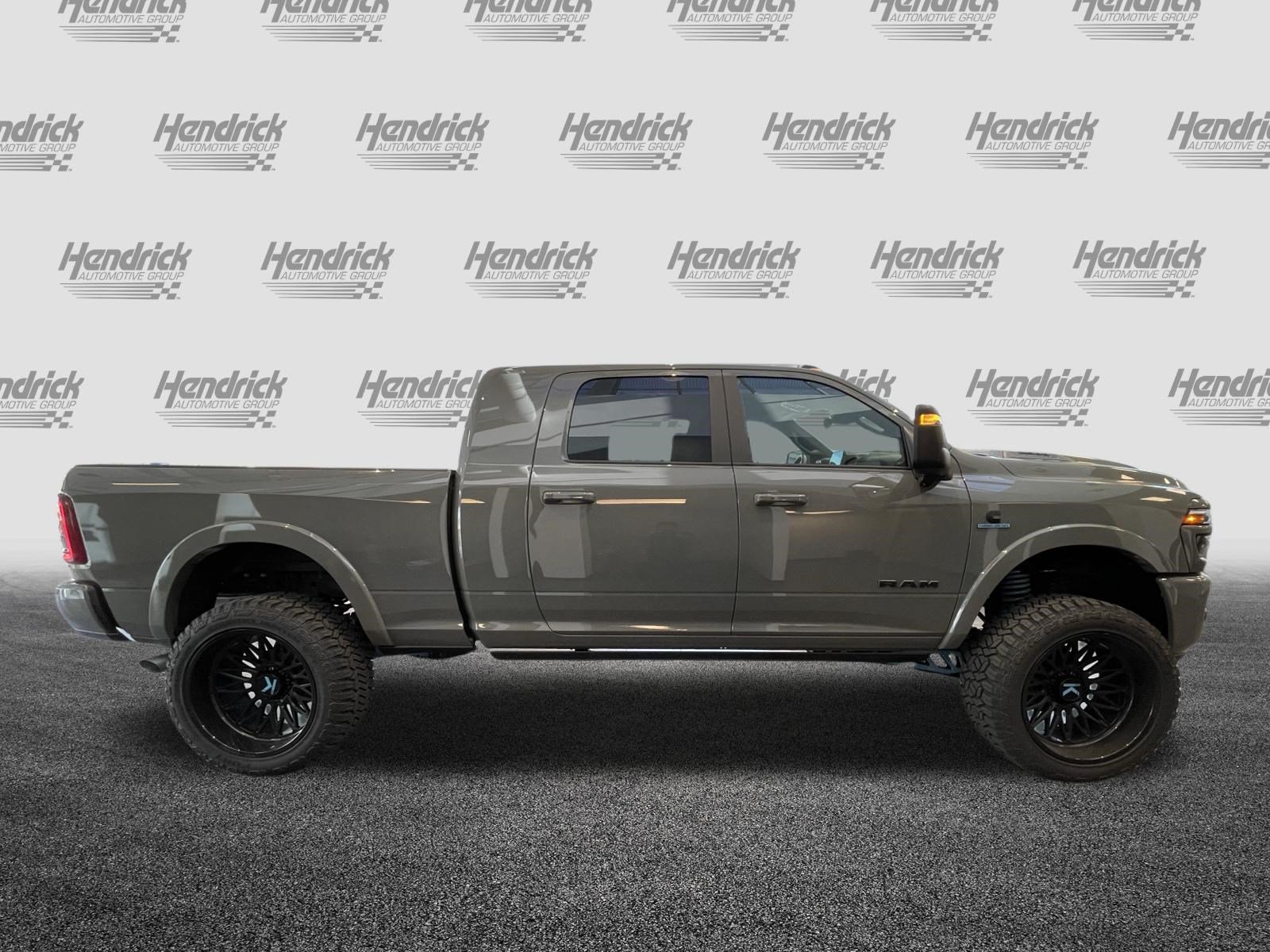 Used 2026 RAM 2500 Limited AWD/4WD image 11