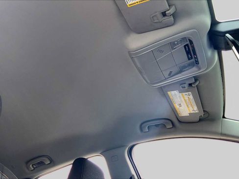 Used 2023 Chevrolet Equinox LT AWD/4WD image 14