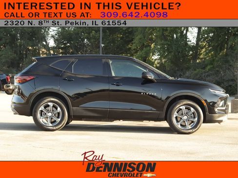 Used 2025 Chevrolet Blazer LT FWD image 8