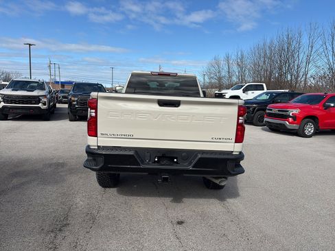 New 2026 Chevrolet Silverado 2500 Custom w/ Snow Plow Prep/Camper Package AWD/4WD image 4