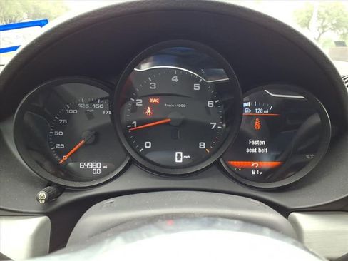 Used 2018 Porsche 718 Cayman RWD image 24