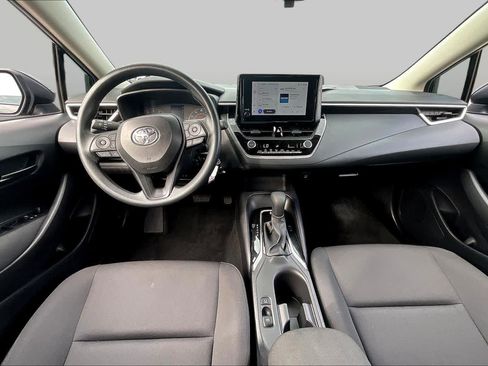 Used 2025 Toyota Corolla LE FWD image 15