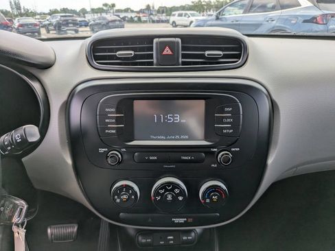 Used 2019 Kia Soul FWD image 22