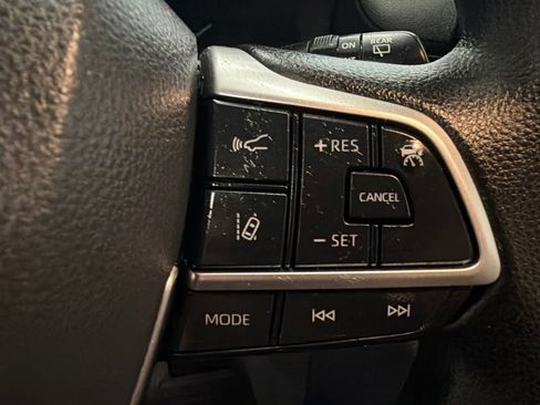 Used 2021 Toyota Sienna LE FWD image 19