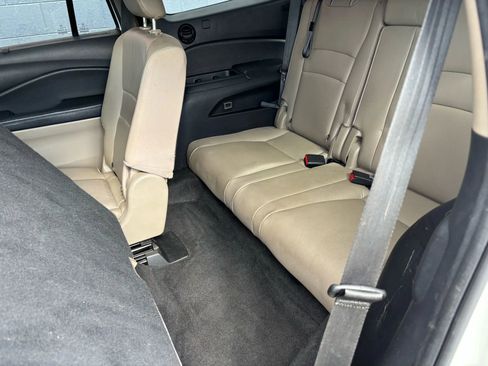 Used 2019 Honda Pilot EX-L image 18