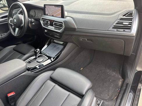 Used 2022 BMW X3 sDrive30i w/ M Sport Package image 11