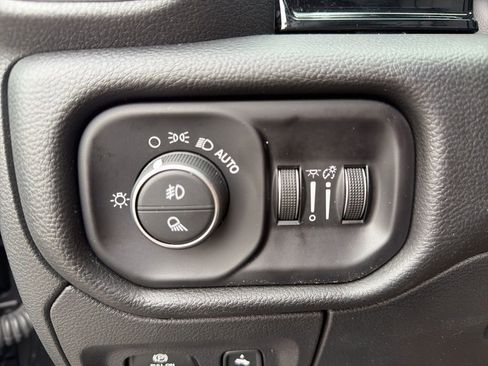 Used 2025 RAM 1500 Laramie w/ Night Edition image 51