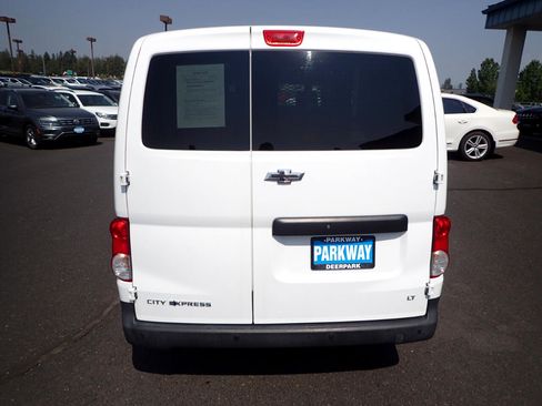 Used 2015 Chevrolet City Express LT image 4