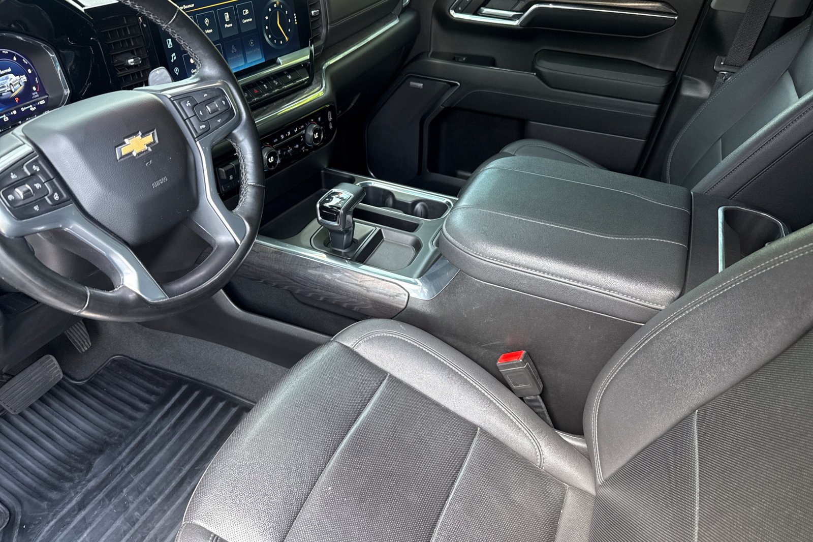 Used 2023 Chevrolet Silverado 1500 LTZ w/ LTZ Convenience Package II AWD/4WD image 11