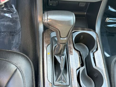 Used 2019 GMC Canyon SLT w/ Driver Alert Package RWD image 39