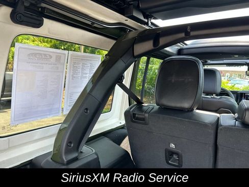 Used 2024 Jeep Wrangler Unlimited Sahara w/ Technology Group AWD/4WD image 39