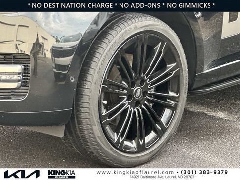 Used 2024 Land Rover Range Rover Long Wheelbase SE AWD/4WD image 30