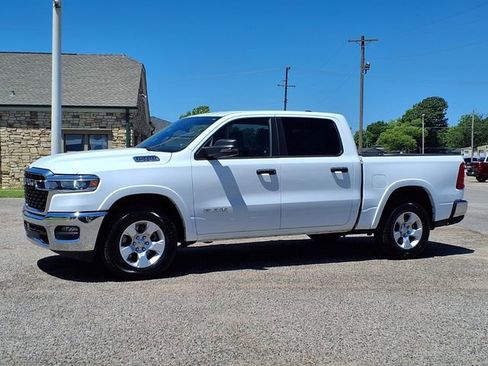 Used 2025 RAM 1500 Big Horn AWD/4WD image 18
