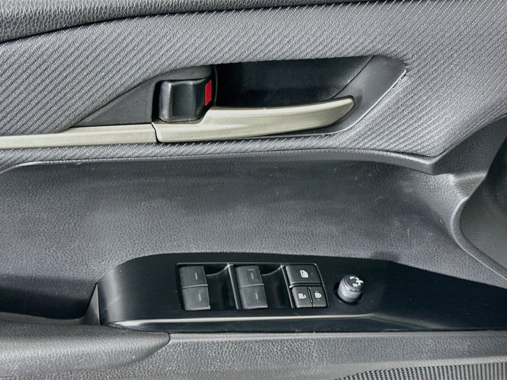 Certified 2025 Toyota Camry SE FWD image 18