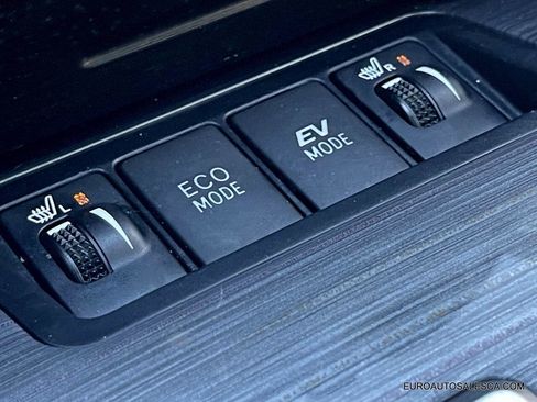 Used 2012 Toyota Camry XLE image 20