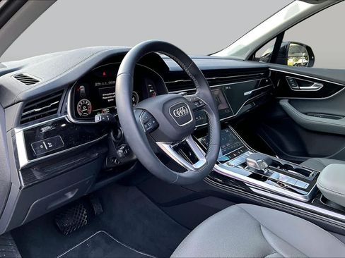 Used 2025 Audi Q7 3.0T Premium Plus AWD/4WD image 16