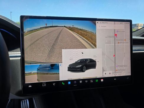 Used 2023 Tesla Model S Plaid AWD/4WD image 18