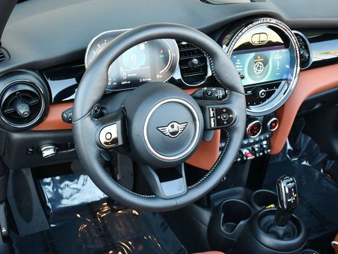 Used 2023 MINI Cooper S w/ Signature Upholstery Package image 51