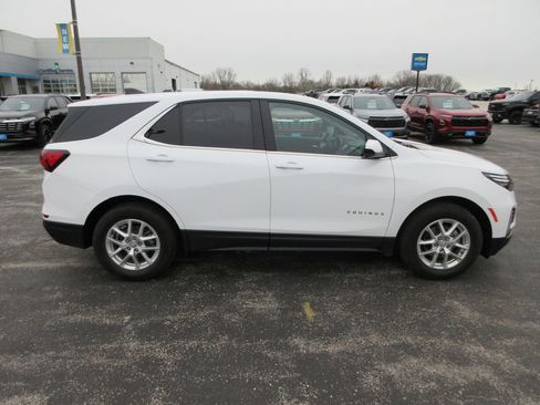 Used 2024 Chevrolet Equinox LT image 6