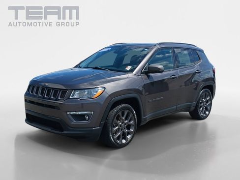 Used 2021 Jeep Compass Latitude w/ Sun and Sound Group FWD image 3