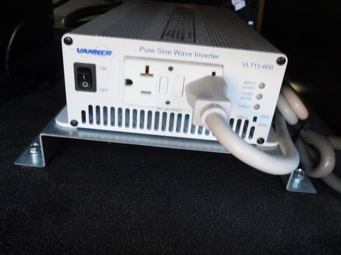 Used 2018 Ford Transit 150 XLT image 32